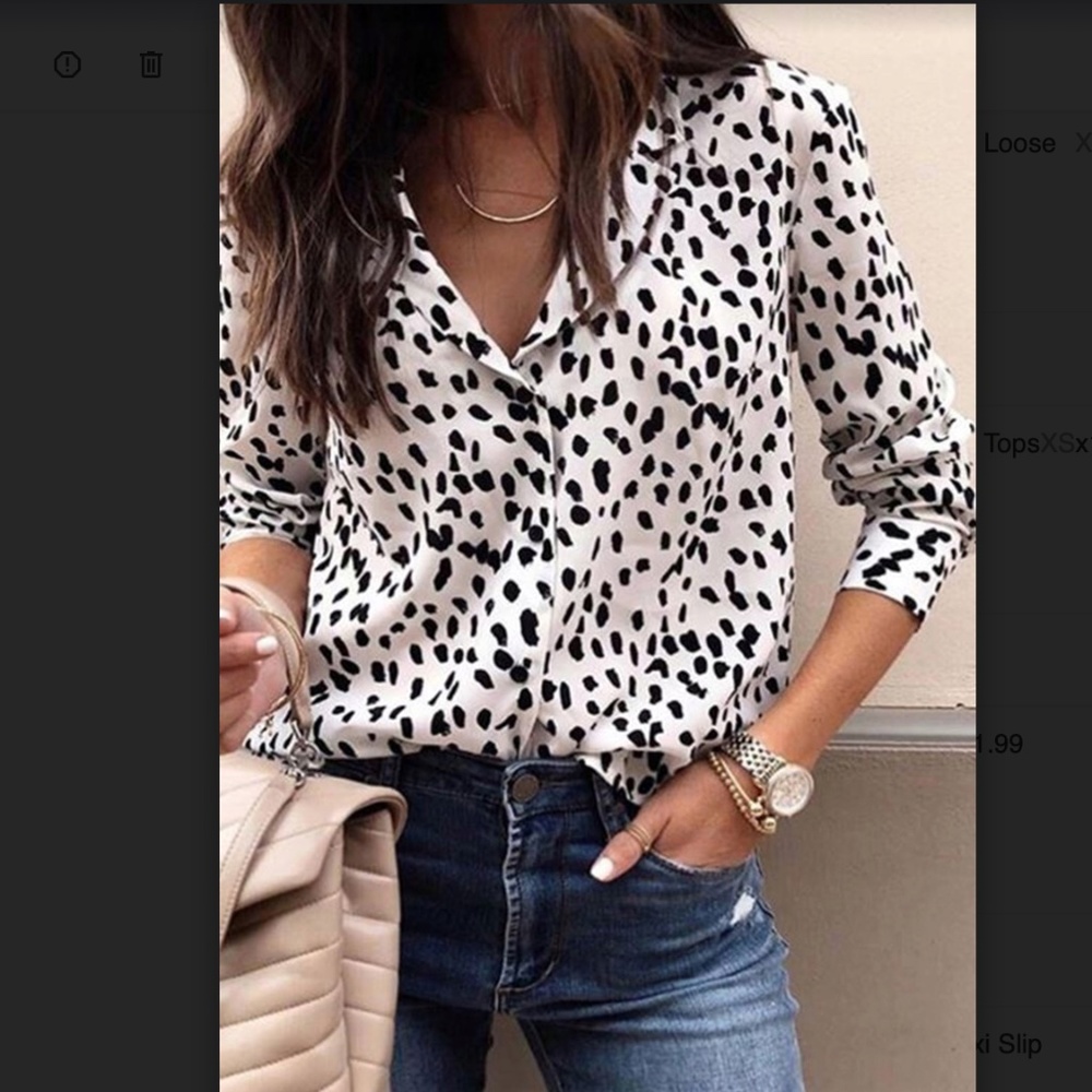 NWT WHITE AND BLACK BUTTON DOWN TOP